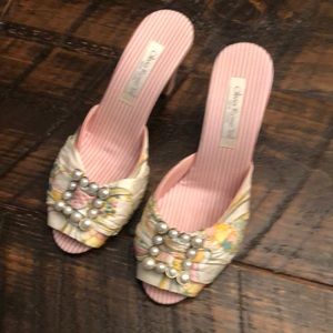 Olivia Rose Tal Mules
